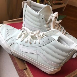 Vans leather high tops, size 7.5, slim fit, mint